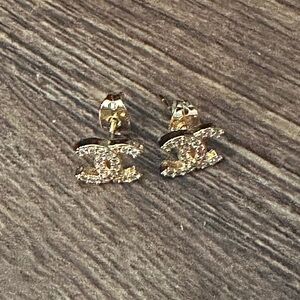 Fantasy Inspired Elegant Gold Earrings